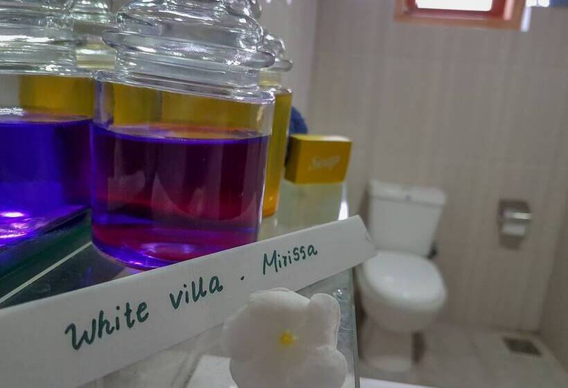 White Villa Beach Resort