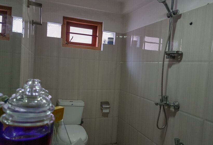 White Villa Beach Resort