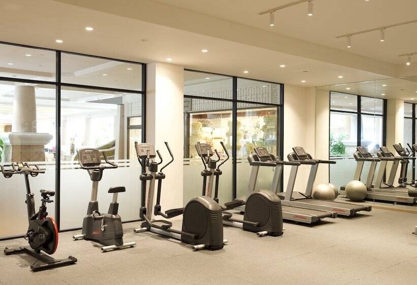 Курорт Beyond Kata