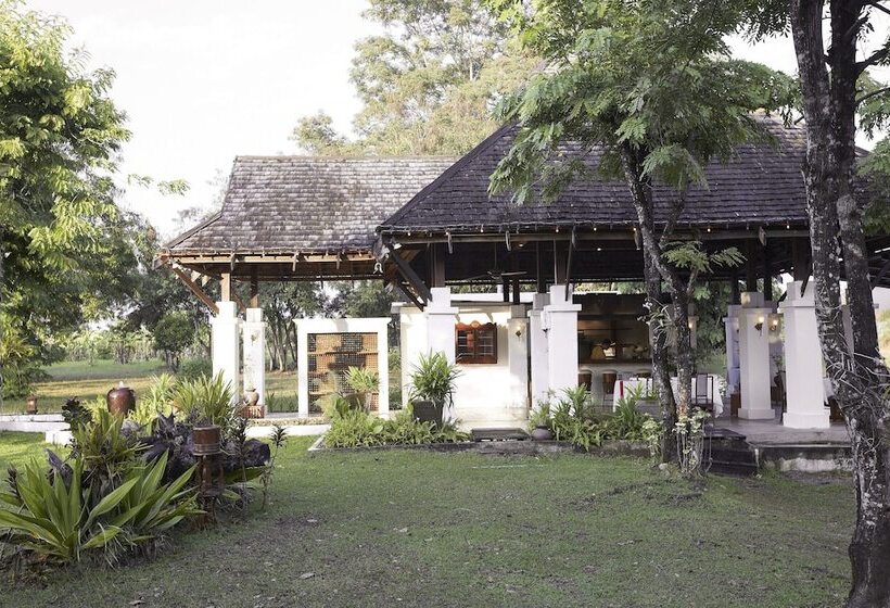 Centara Life Hotel Mae Sot