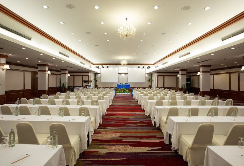 Centara Life Hotel Mae Sot