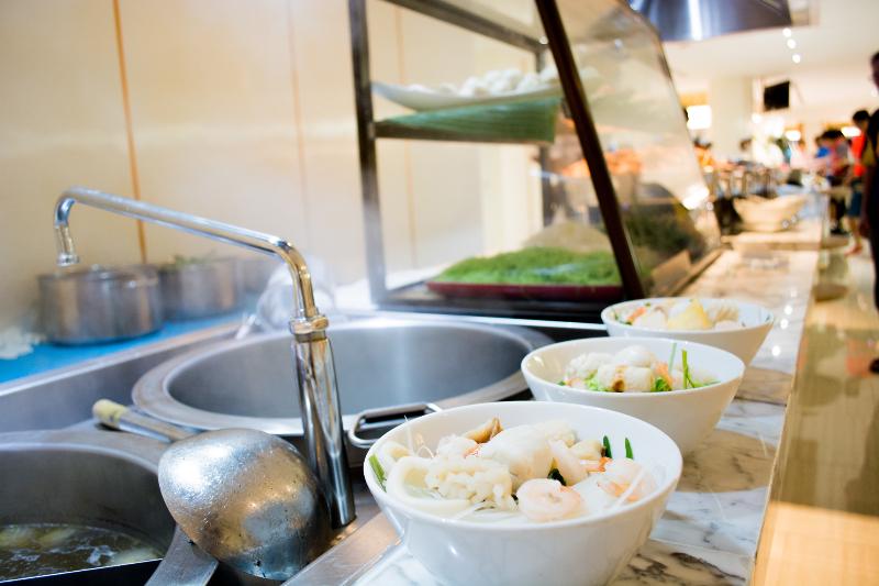 A One The Royal Cruise Hotel Pattaya   Sha Extra Plus