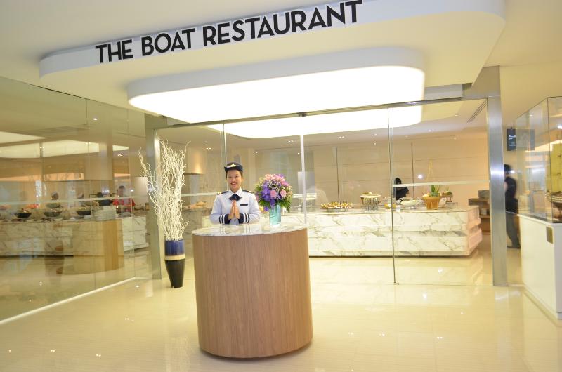 A One The Royal Cruise Hotel Pattaya   Sha Extra Plus