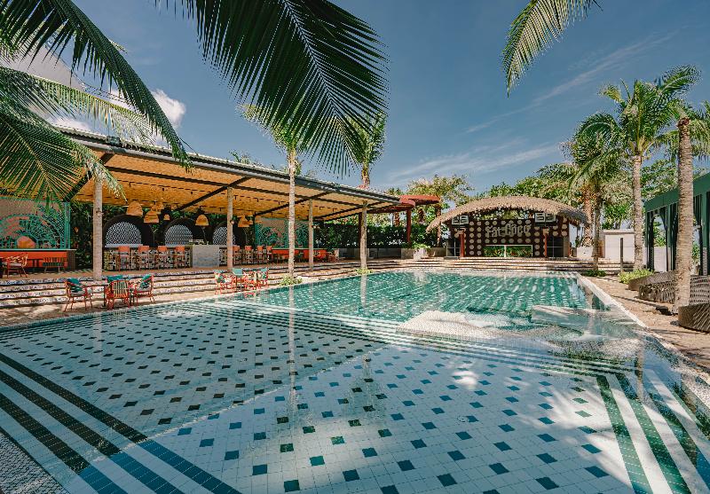 A One The Royal Cruise Hotel Pattaya   Sha Extra Plus