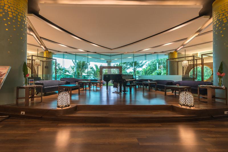 A One The Royal Cruise Hotel Pattaya   Sha Extra Plus