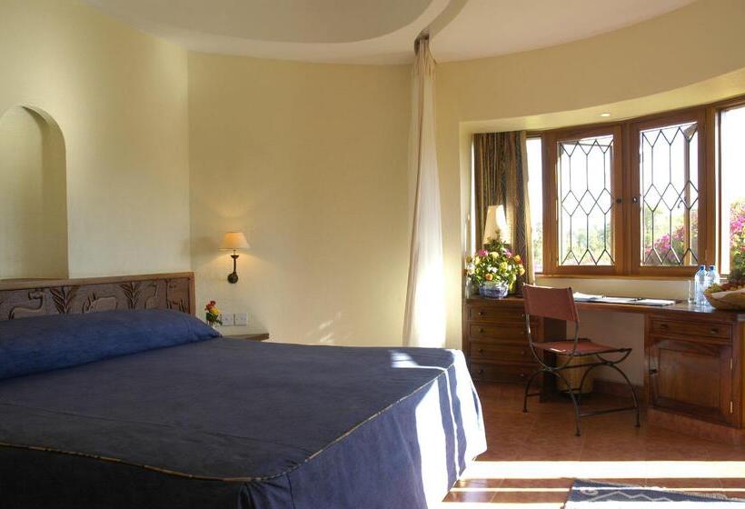 هتل Arusha Serena