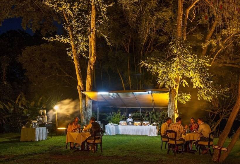 هتل Arusha Serena