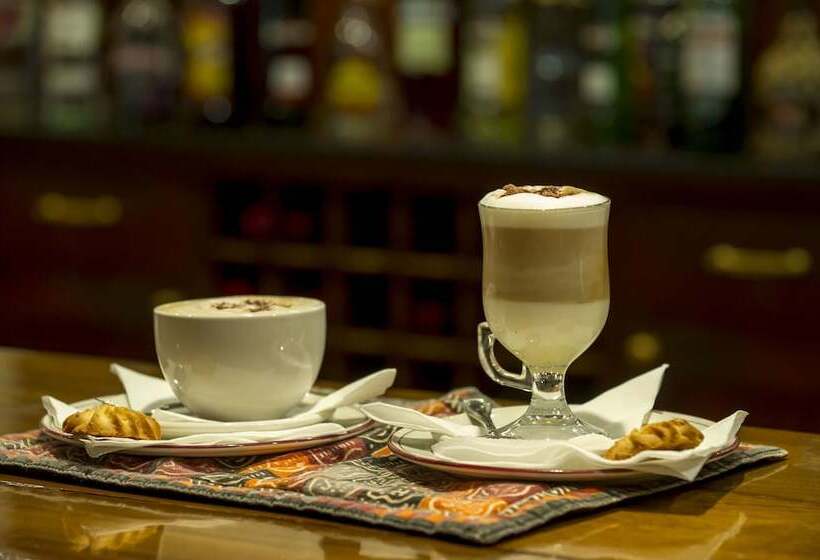 هتل Arusha Serena