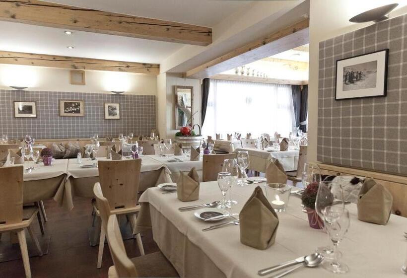 Hotel Baer & Post Zernez