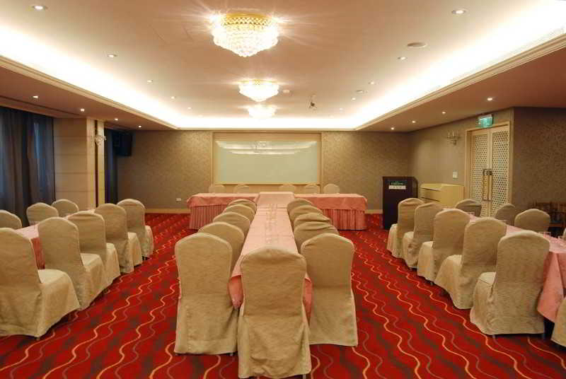 The Carlton Hotel Hsinchu