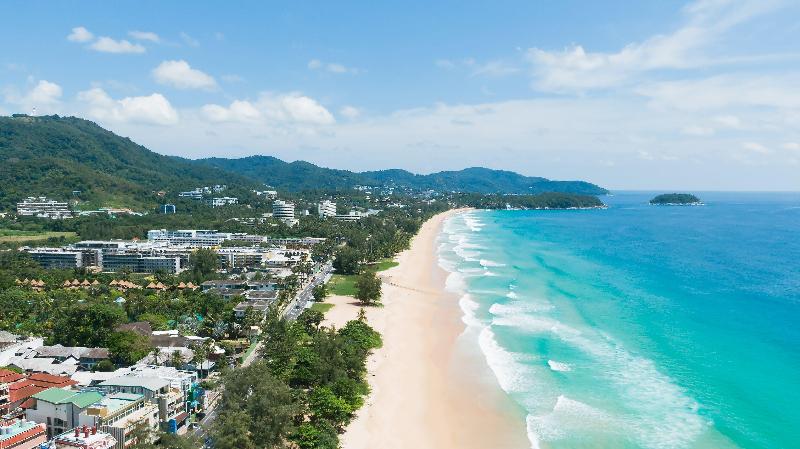 Отель Holiday Inn Resort Phuket Karon Beach, An Ihg