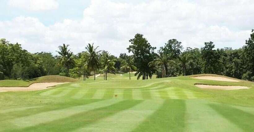 Отель Lake View Resort & Golf Club