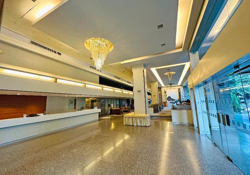 酒店 Lanna Palace 2004