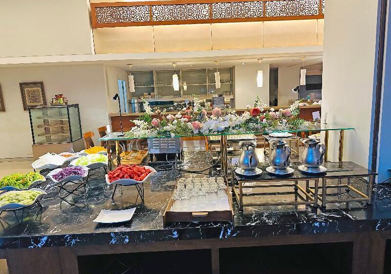 酒店 Lanna Palace 2004