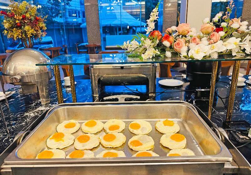 酒店 Lanna Palace 2004