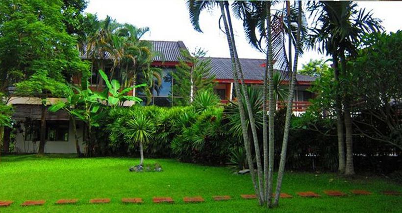 Отель Mae Rim Lagoon