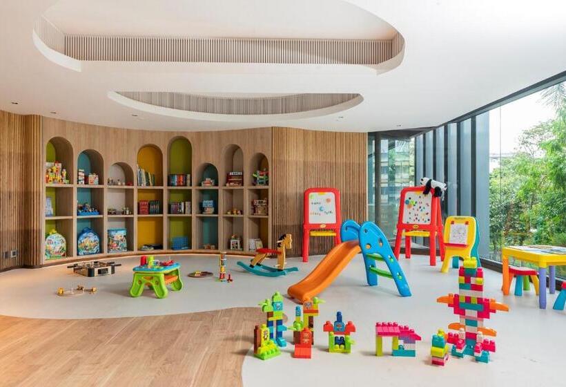 Отель Melia Chiang Mai