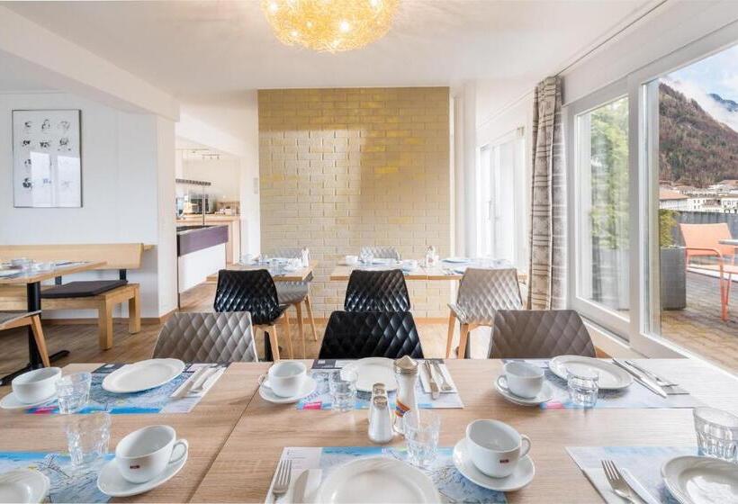 酒店 Merkur West Station