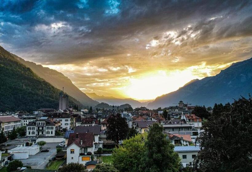 酒店 Merkur West Station