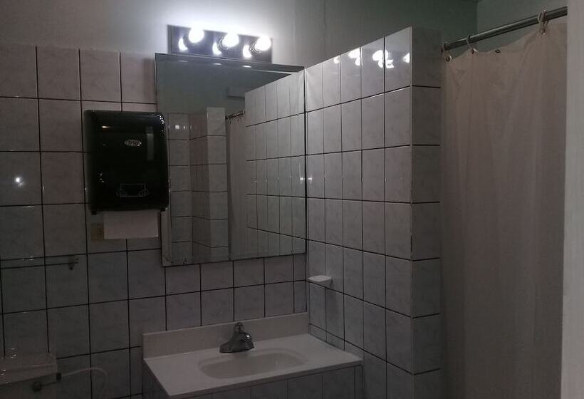 ホテル Monique S Guesthouse