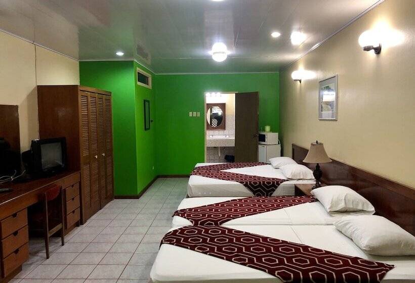 ホテル Monique S Guesthouse