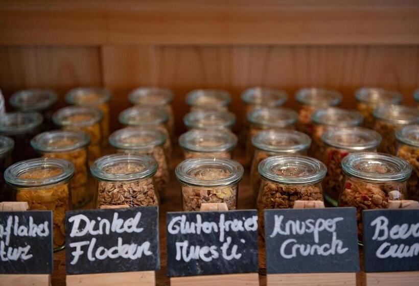 בית מלון כפרי Pollux