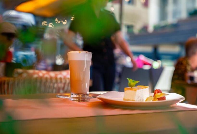 בית מלון כפרי Pollux