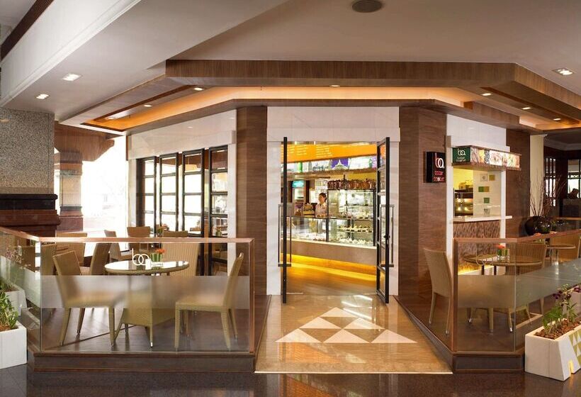 호텔 Pullman Khon Kaen Raja Orchid