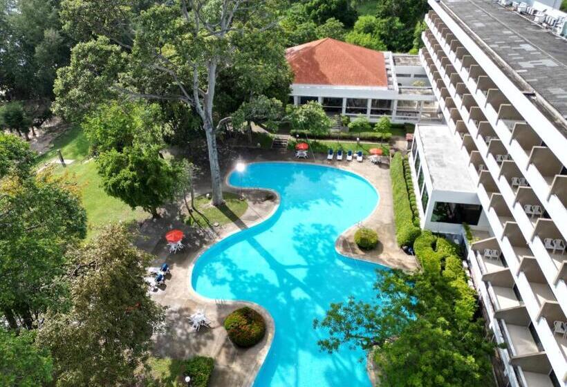 Purimas Beach Hotel & Spa