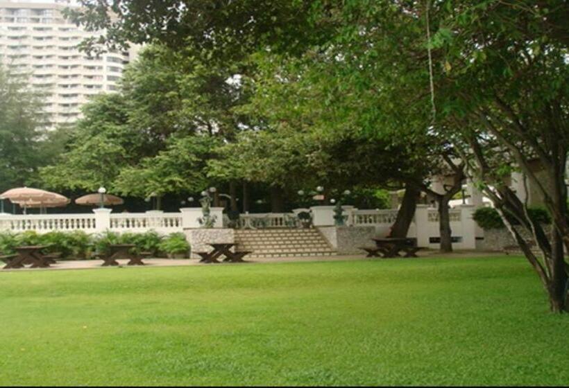 Purimas Beach Hotel & Spa