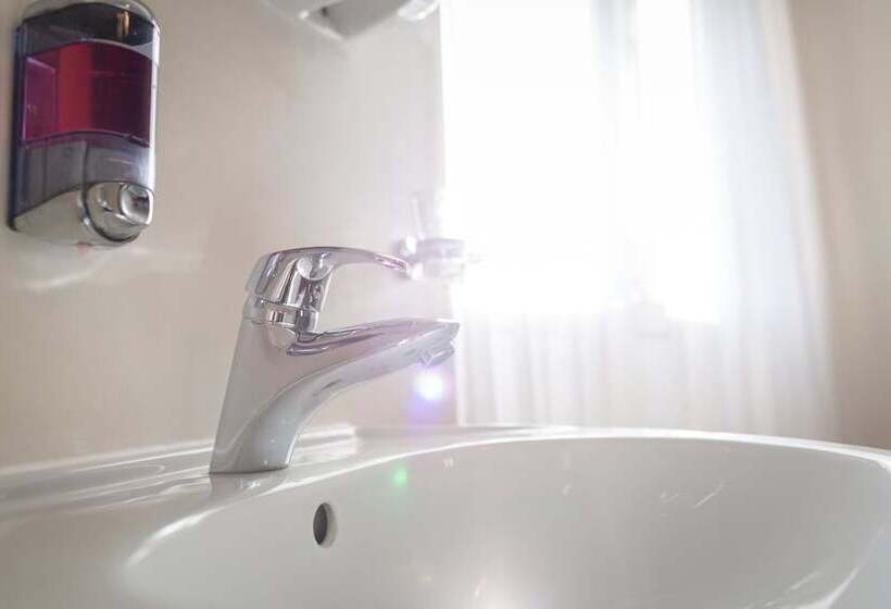 酒店 Rheinfelderhof