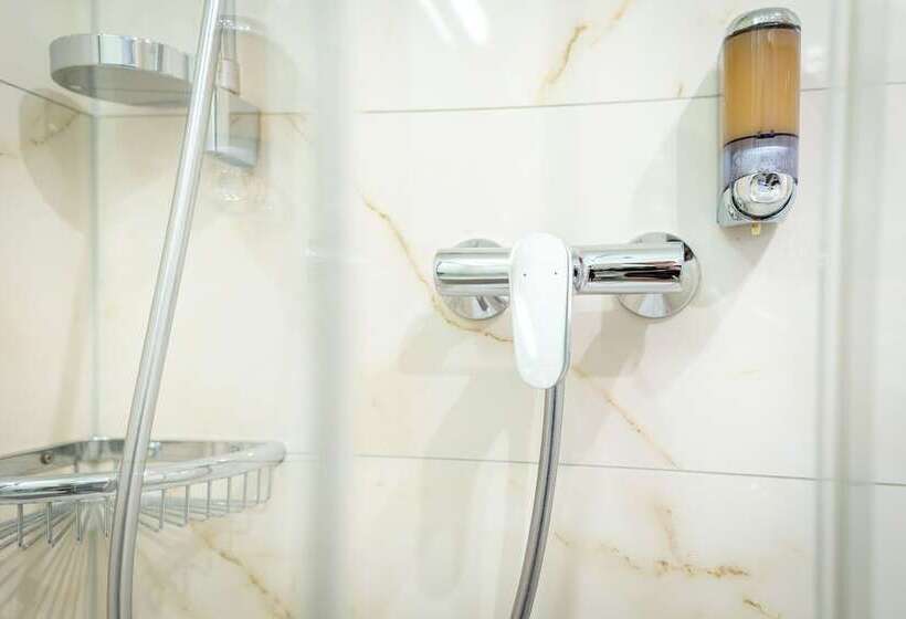 酒店 Rheinfelderhof