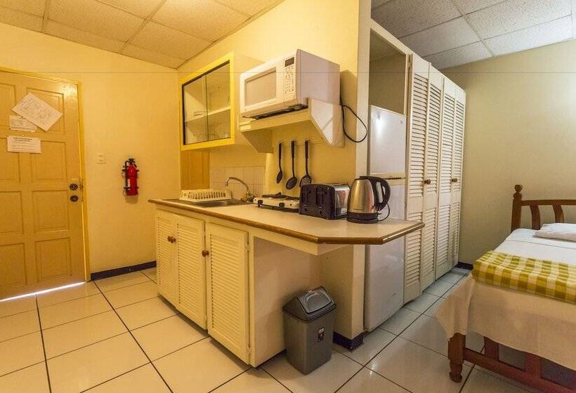 Отель Sundeck Suites