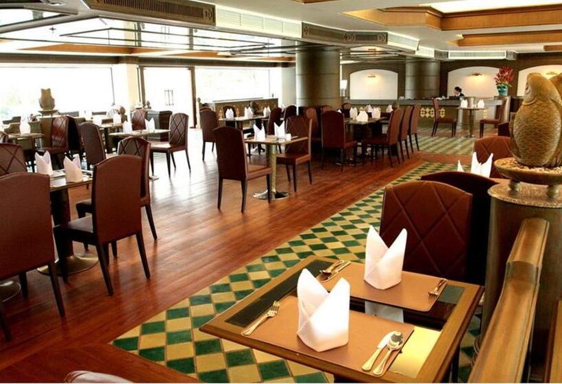 호텔 Suntara Wellness Resort &