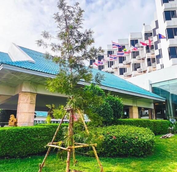 호텔 Suntara Wellness Resort &