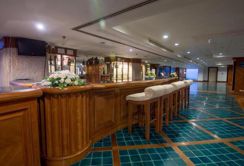 호텔 Suntara Wellness Resort &