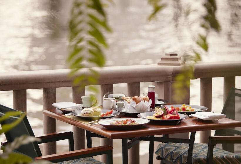 هتل The Peninsula Bangkok