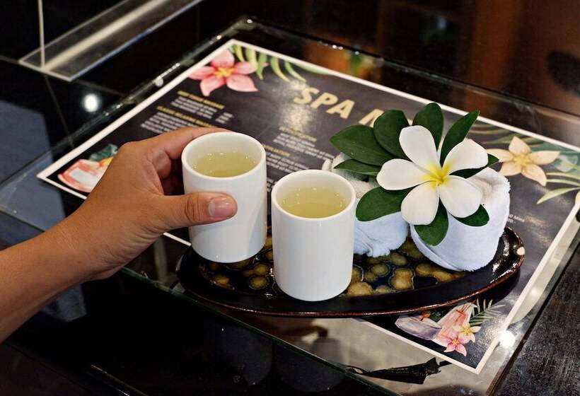 The Royal Paradise Hotel & Spa Sha Extra Plus