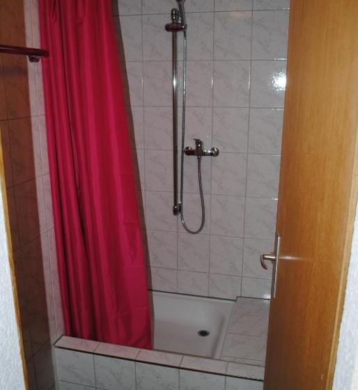 בית מלון כפרי Weisses Kreuz