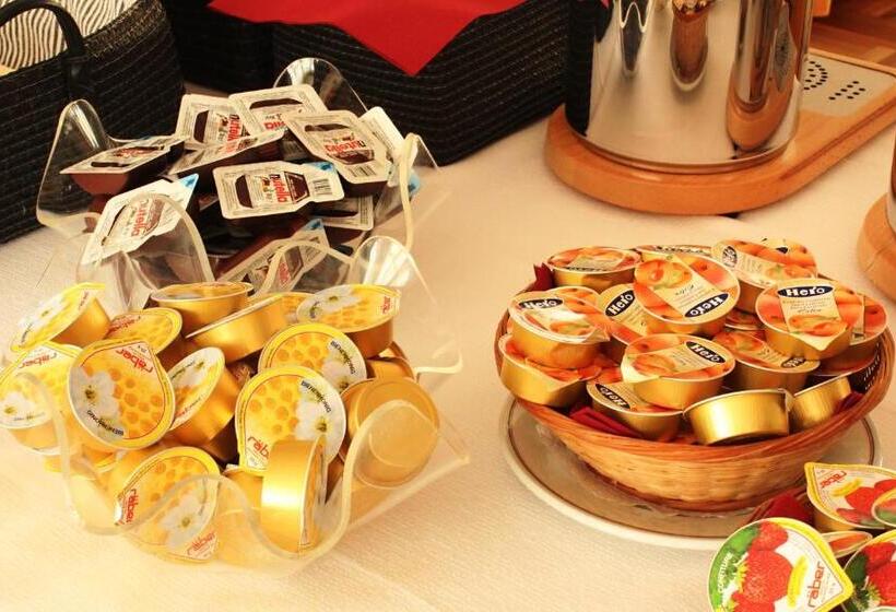 ホテル Weisses Kreuz