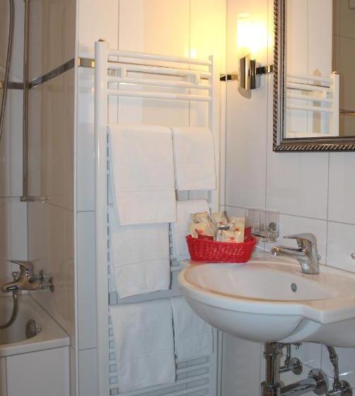 ホテル Weisses Kreuz