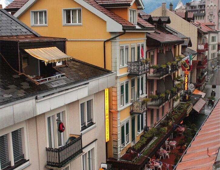 Отель Weisses Kreuz