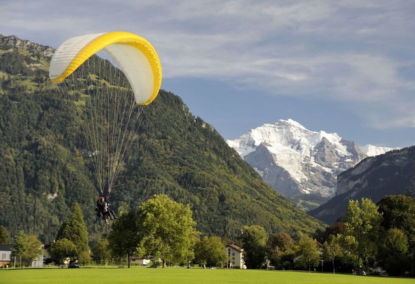 Отель Weisses Kreuz