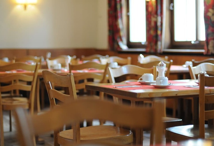 ホテル Weisses Kreuz