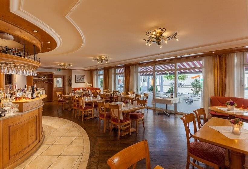 בית מלון כפרי Weisses Rössli Swiss Quality