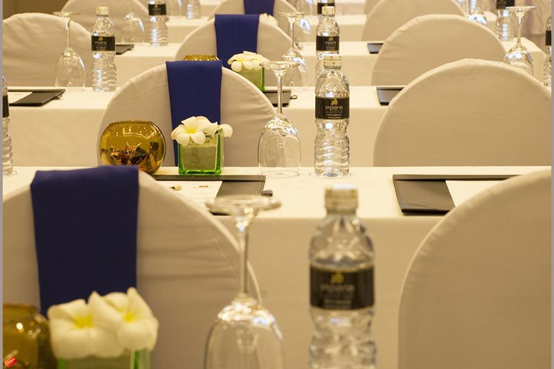 Impiana Beach Front Resort Chaweng Noi, Koh Samui