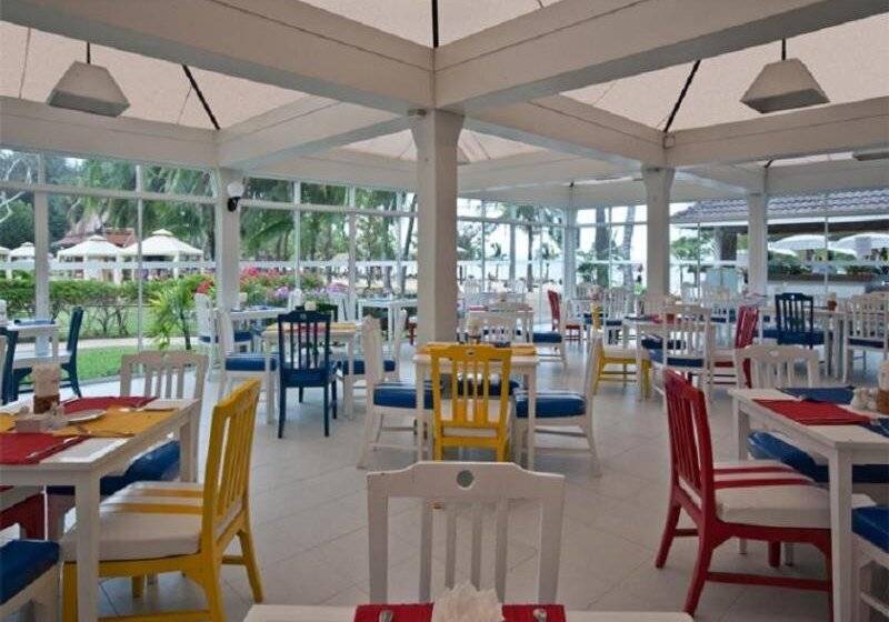 Pinnacle Grand Jomtien Resort and Beach Club