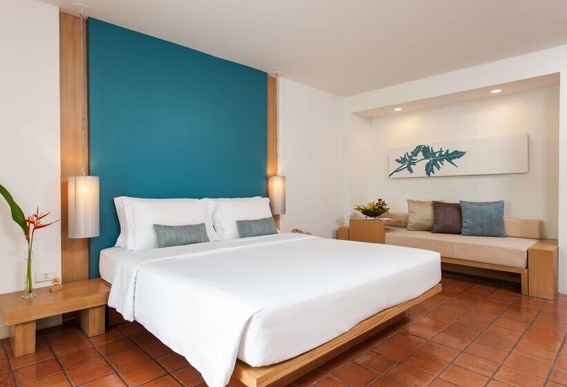 리조트 Ramada By Wyndham Phuket Southsea