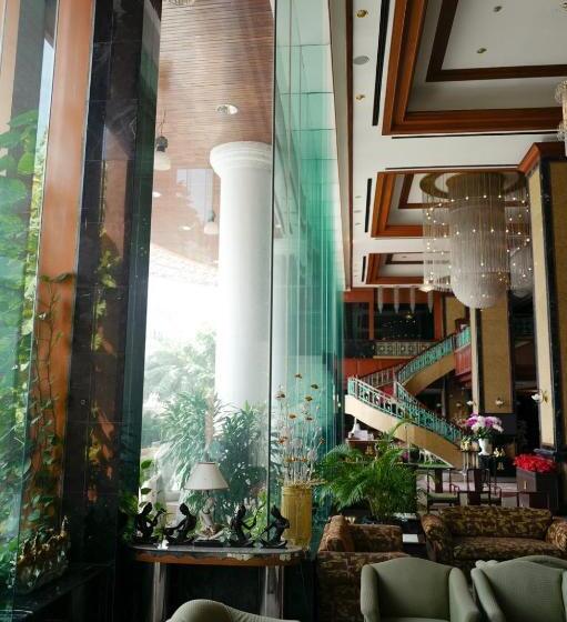 Town In Town Hotel Bangkok