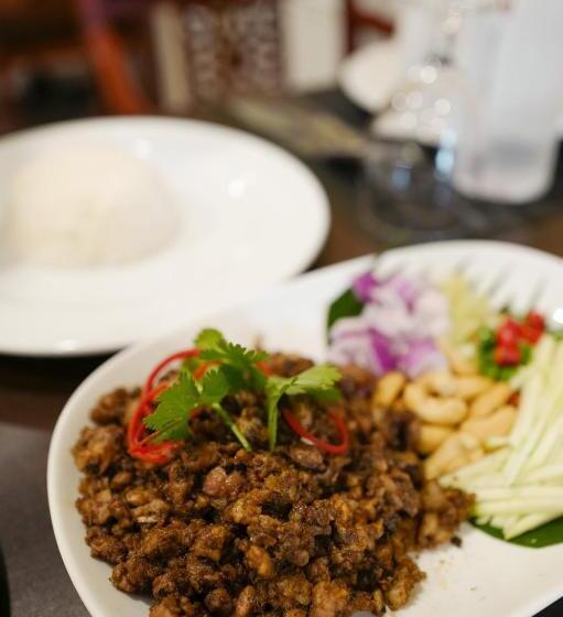 Town In Town Hotel Bangkok